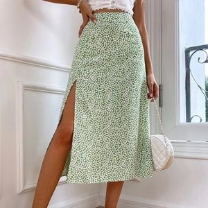 High Waist Ditsy Floral Split Thigh Skirt